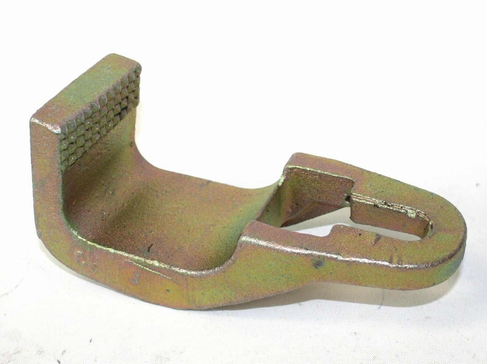 3 Ton Sill Hook Straight Cut Tooth 2-1/2" Pull Round Hook Clamp Grip Pull Power