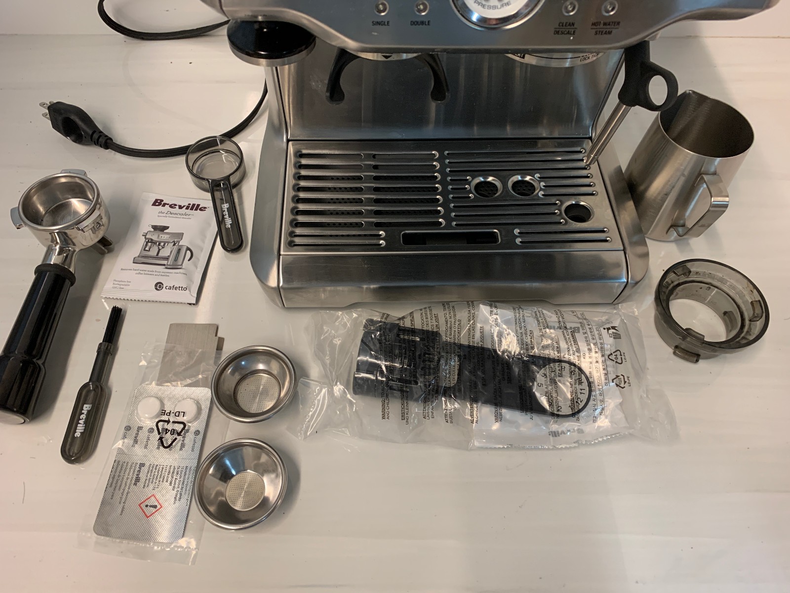Breville Barista Express BES870XL Espresso Machine Brushed Stainless Steel