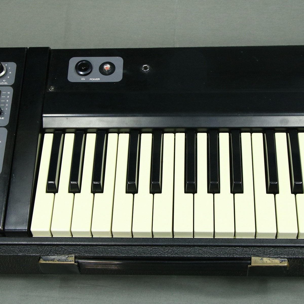 Roland SH-3A SYNTHESIZER [452885]