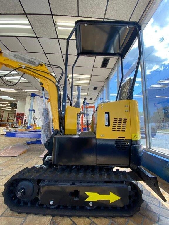 New Mini Excavator, EPA Certified USA Gas Briggs & Stratton Engine