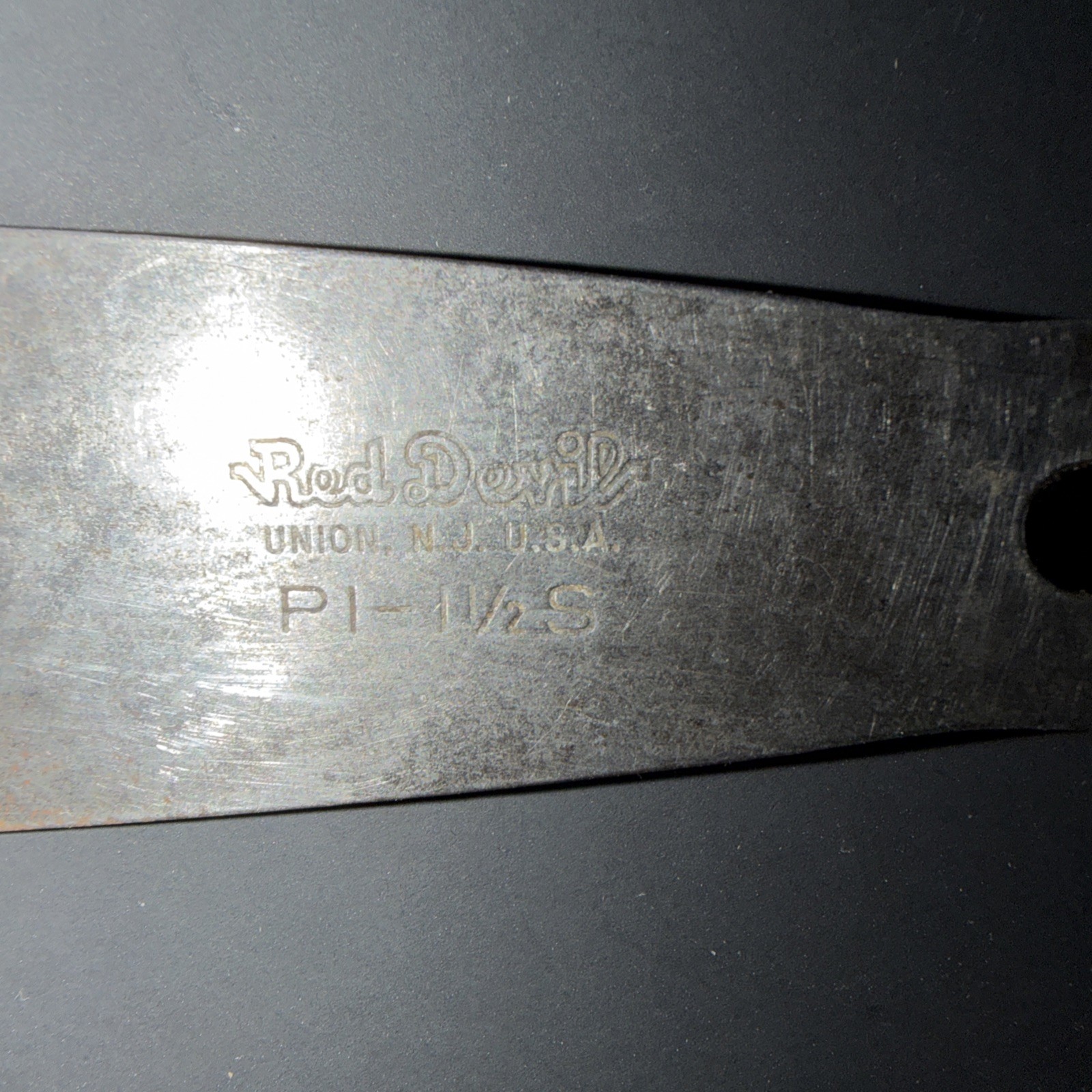 Vintage Red Devil P1-1/2" Medium Stiff Flex Putty Knife/ Scraper