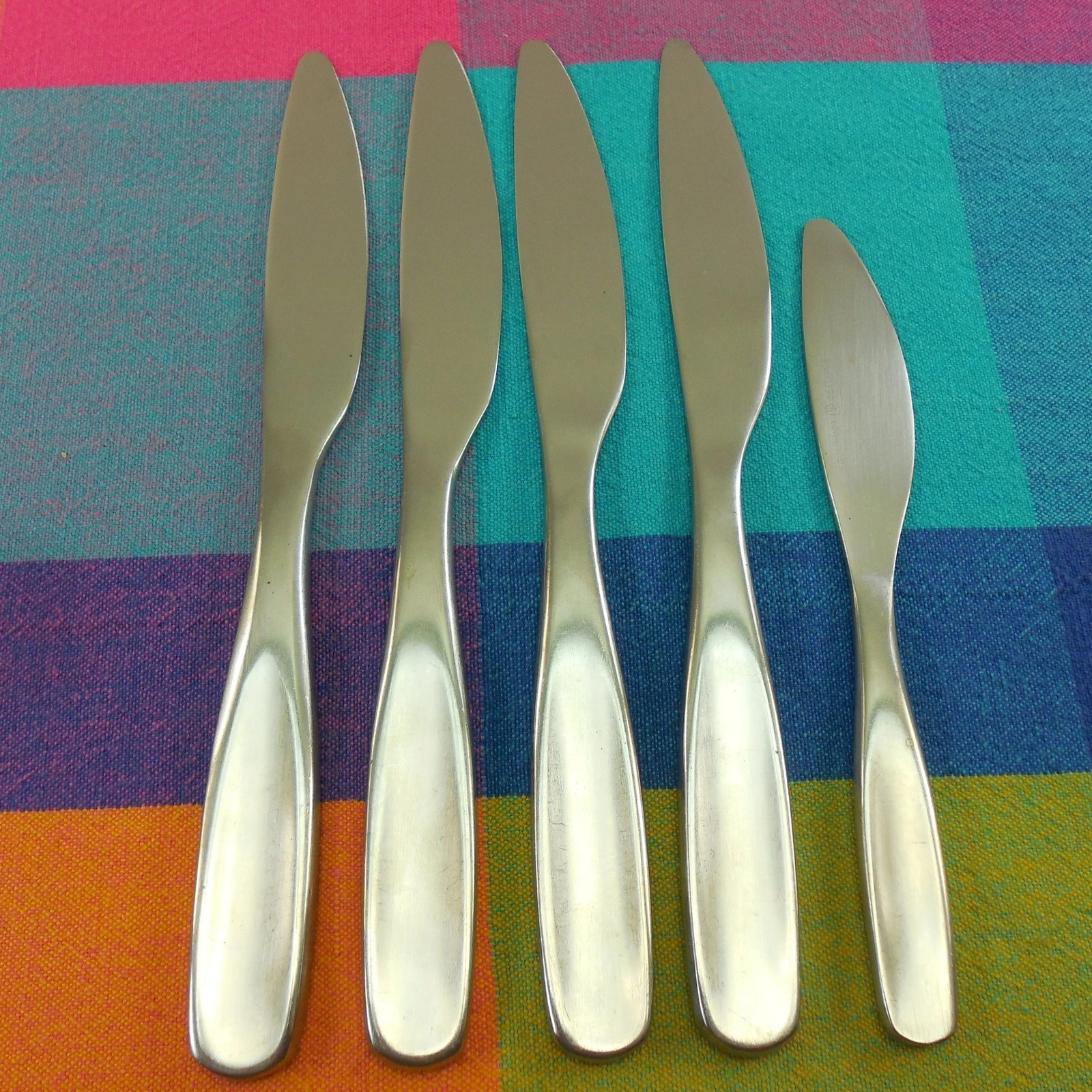 Gourmet Settings Loft Satin Stainless Knives 5 lot
