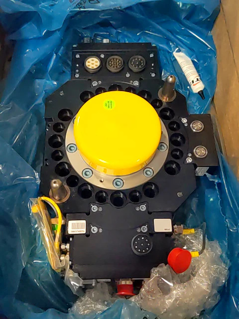 ATI Industrial 9121-310DM-JF3DA2-AM2-EC6-0-SM Robotic Tool Changer w/ Disc-New I