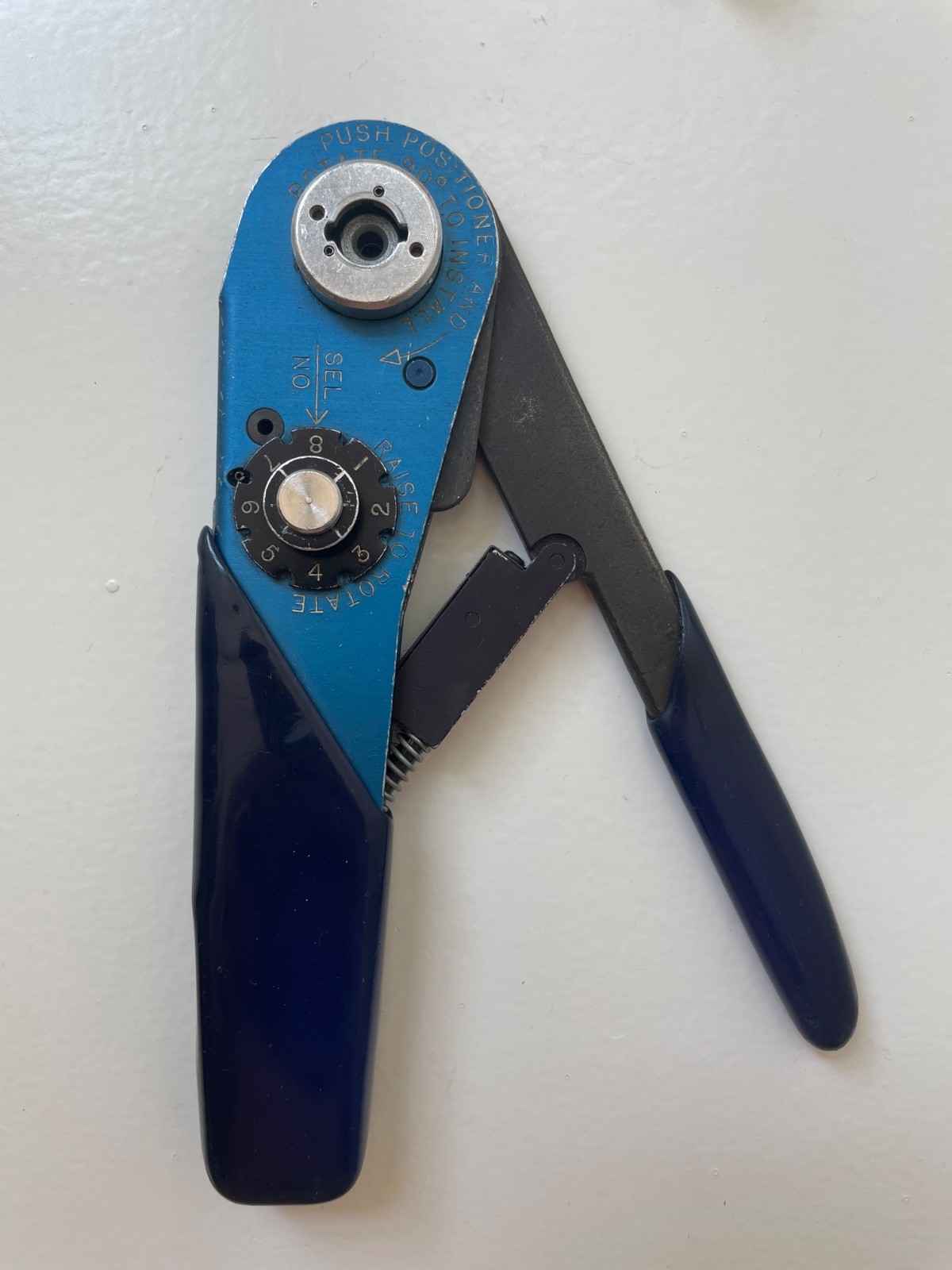 DMC AFM8 Indent Crimp Tool - Blue M22520/2-01