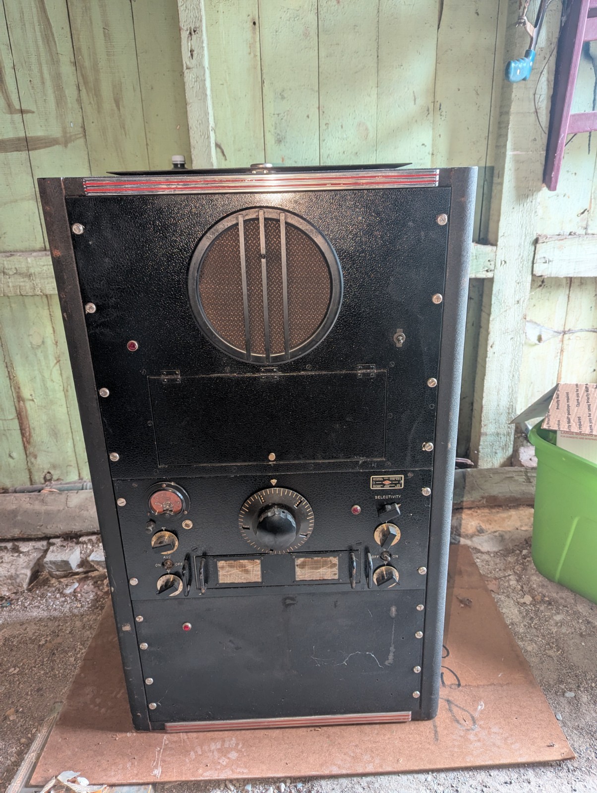 RARE  Vintage National  HRO Receiver Rack, Military