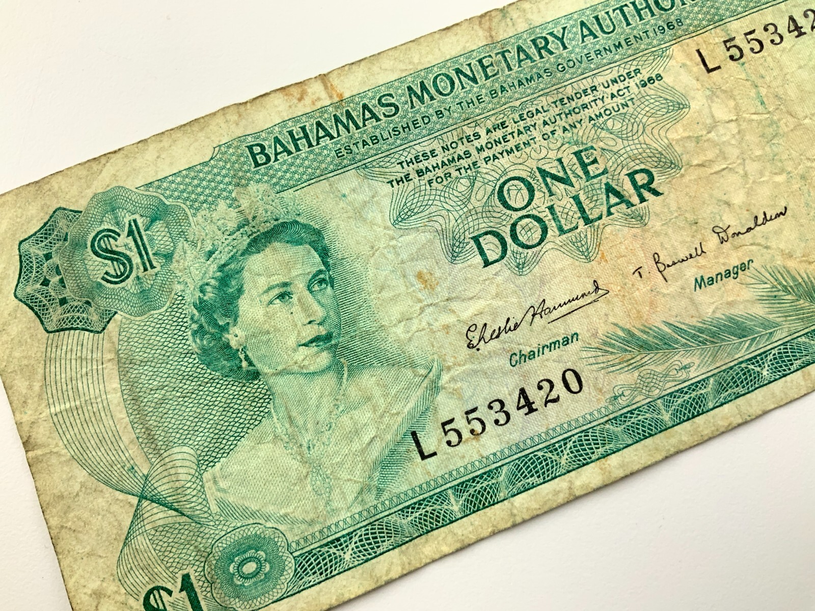 1968 Bahamas 1 One Dollar Circulated Banknote Bahamas Monetary Authority II434