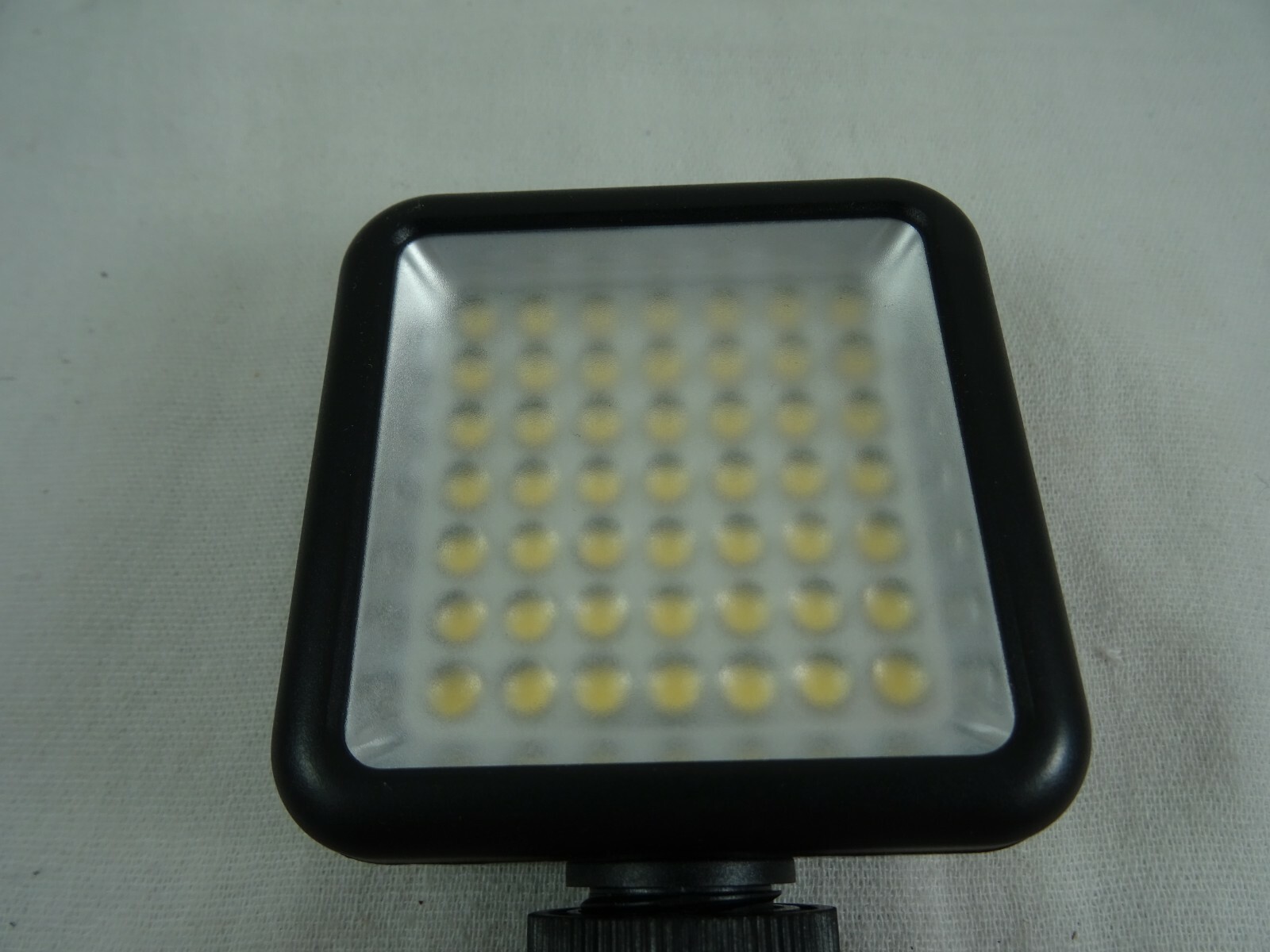 Sunpak Portable 49 LED Camera Phone Light w/ holder Battery Operated