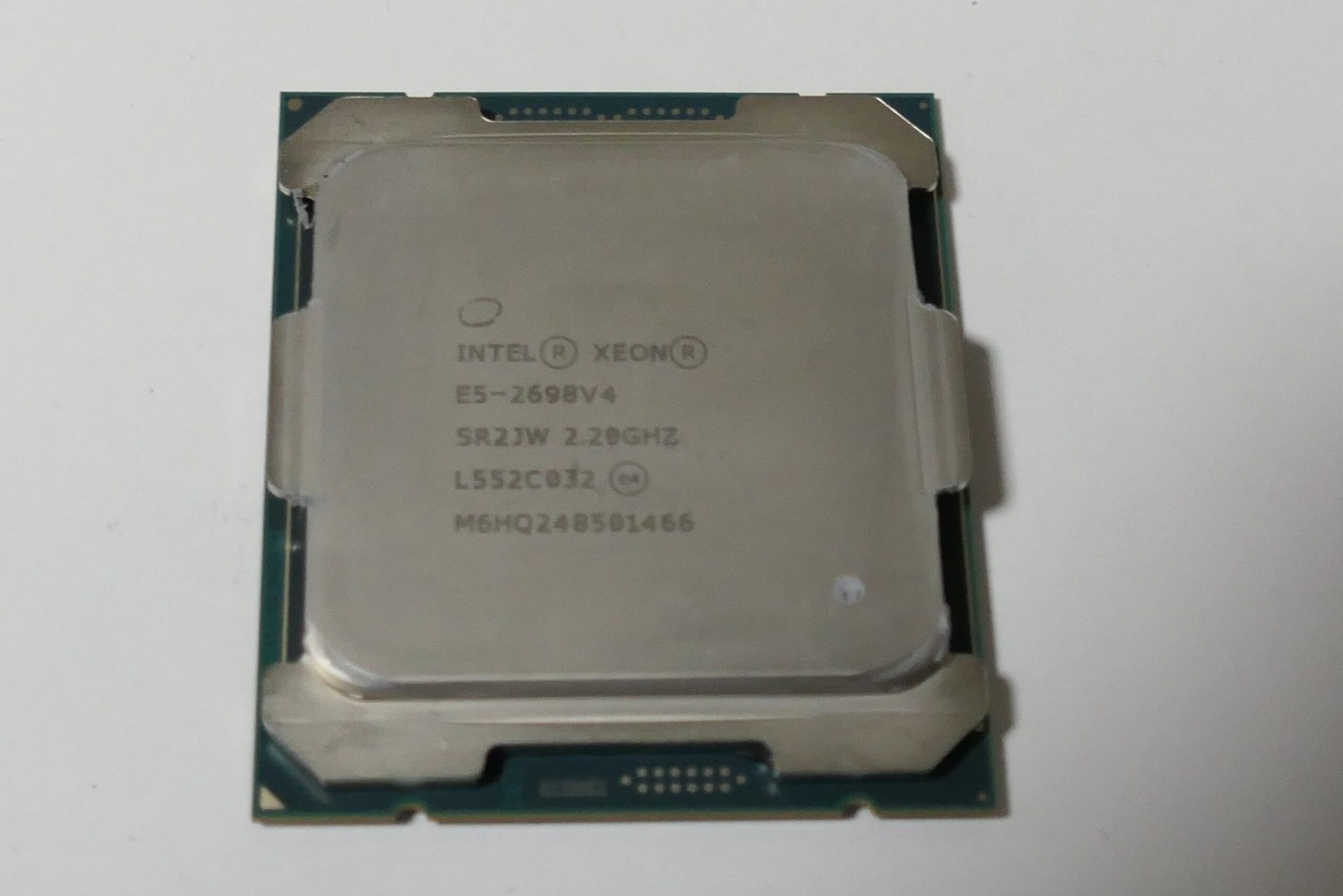 Matched Pair _ Intel Xeon E5-2698 V4 2.2GHz 20-Core Processor CPU LGA2011 SR2JW