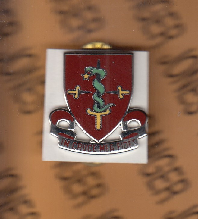 US Army 30th MEDICAL BRIGADE / GROUP crest DUI badge ~1" clutchback c/b V-21