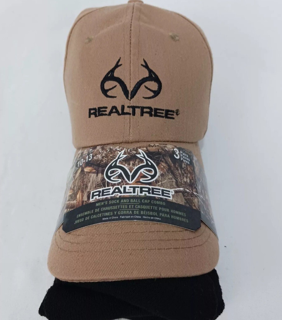 Realtree Camo Beige Ballcap & 3 Pair Of Socks Combo