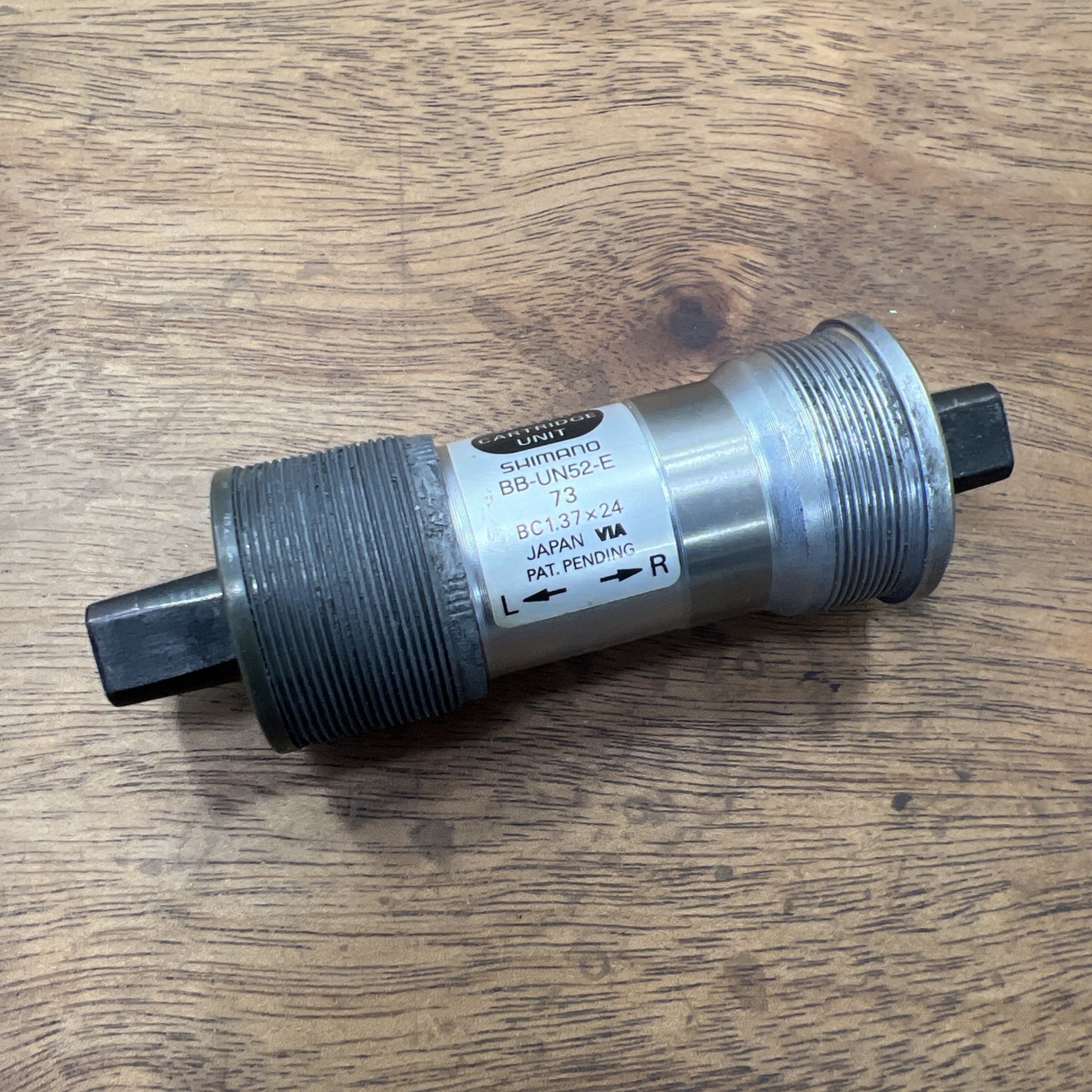 Shimano BB-UN52-E Bottom Bracket Triple 118mm 73 English
