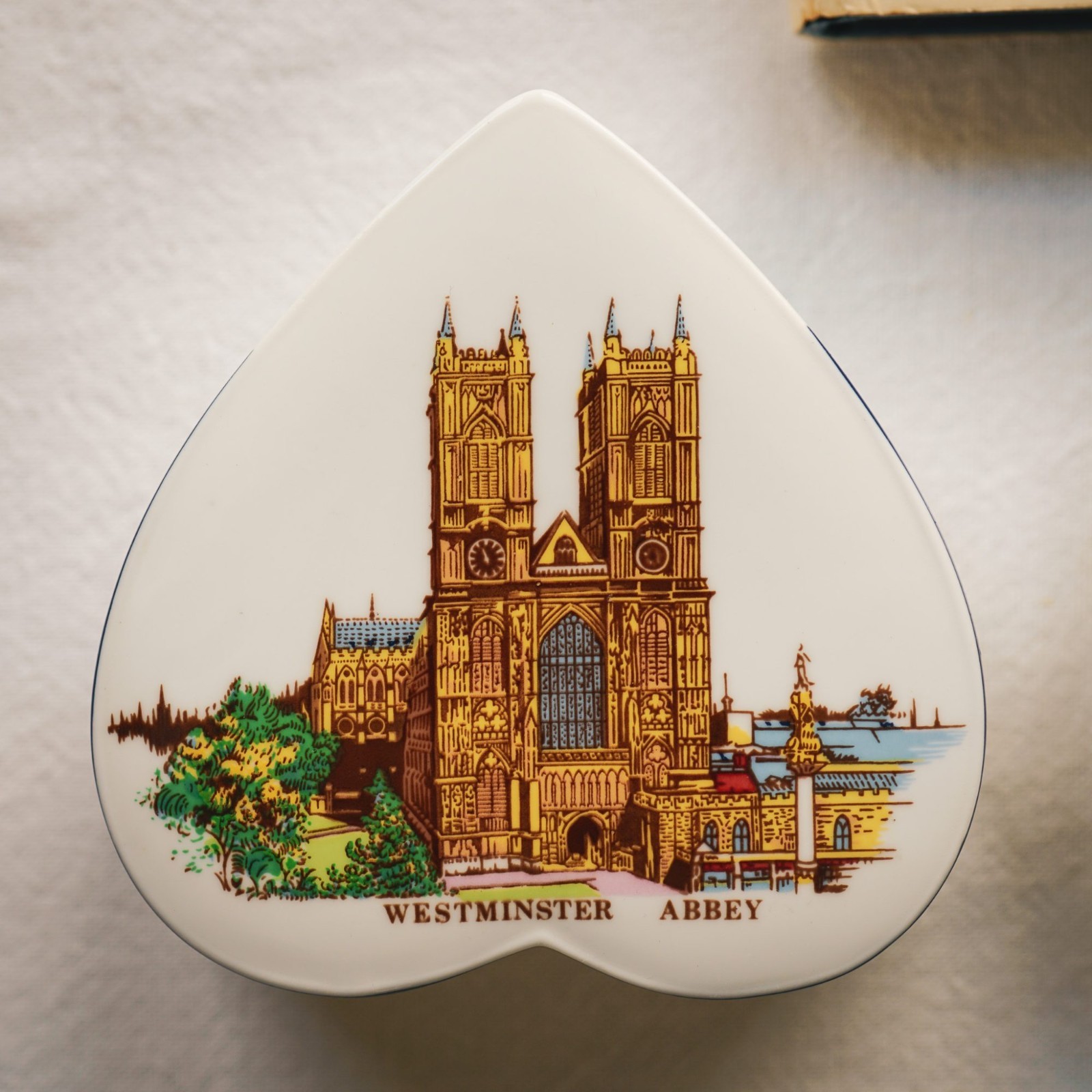 Heart-Shaped Lidded Jewelry Box - Westminster Abbey 1972