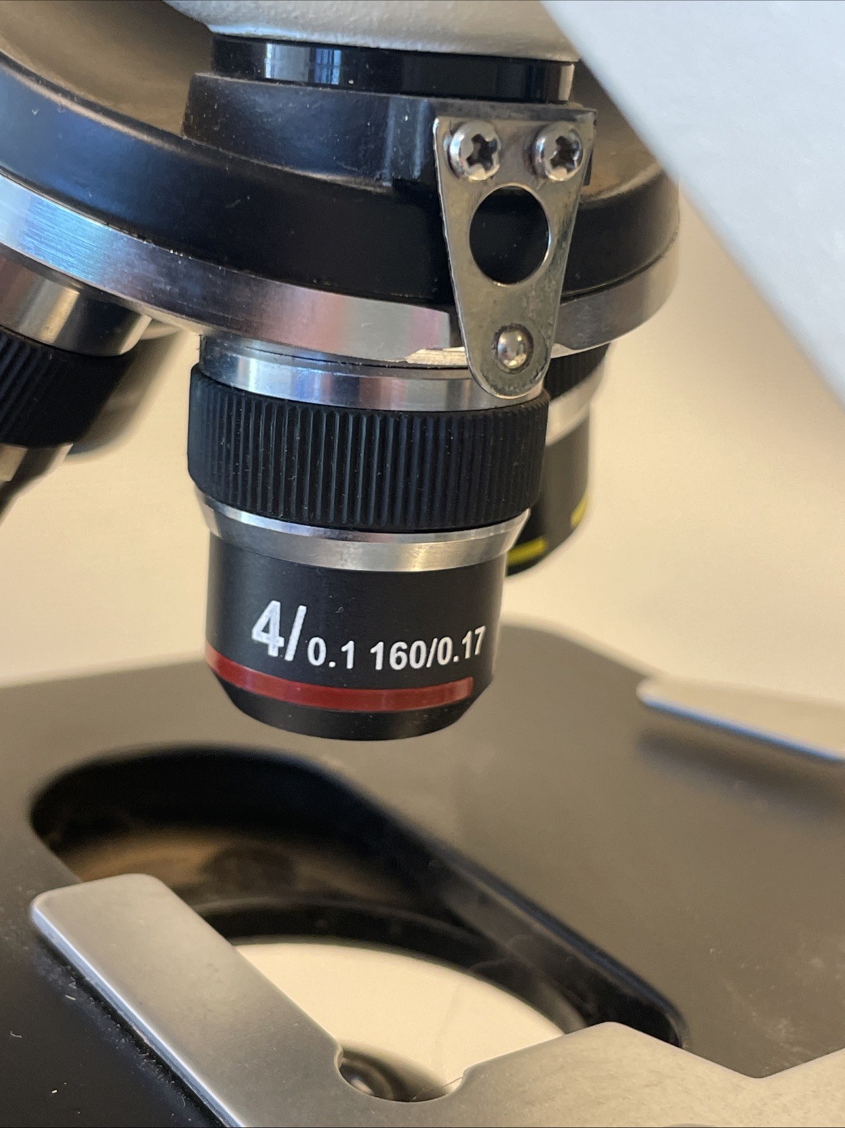 Omax M82E Compound Lighted Microscope No Eye Pieces