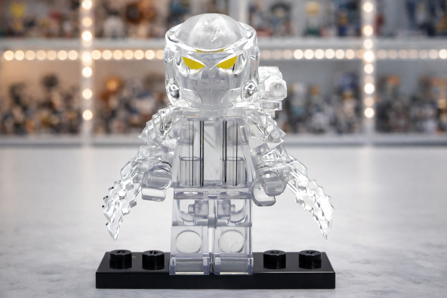 Alien vs Predator Invisible Clear Predator Minifigure SciFi Horror Figure New