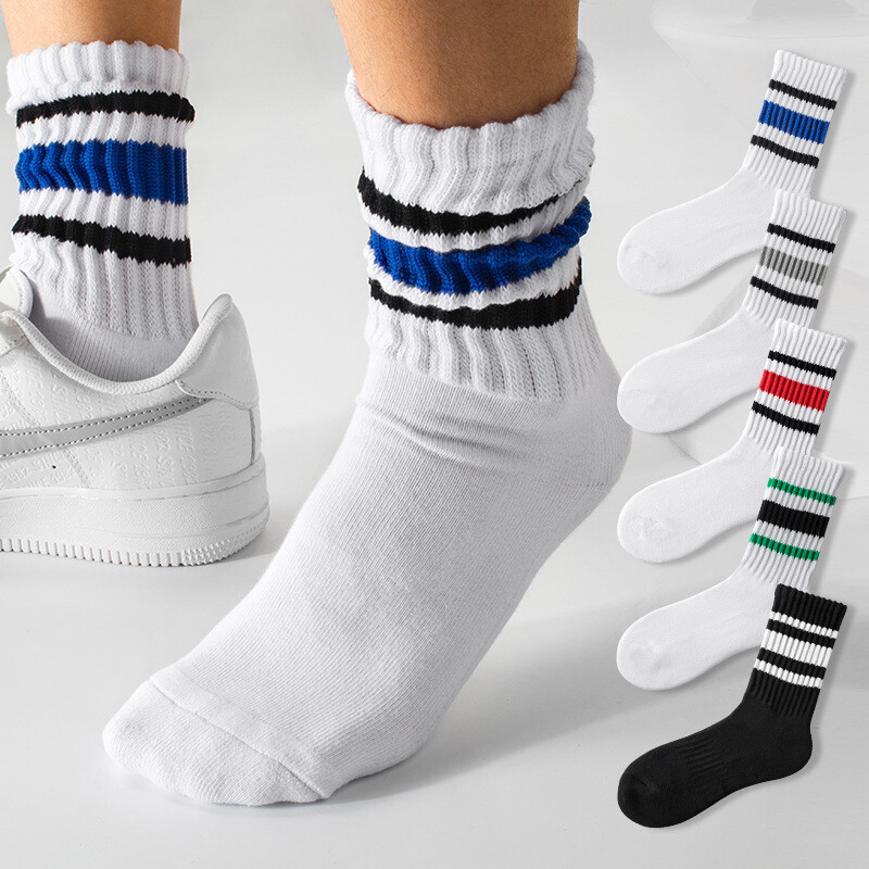 2 pairs of men's towel bottoms with thickened middle tube stacked cotton socks