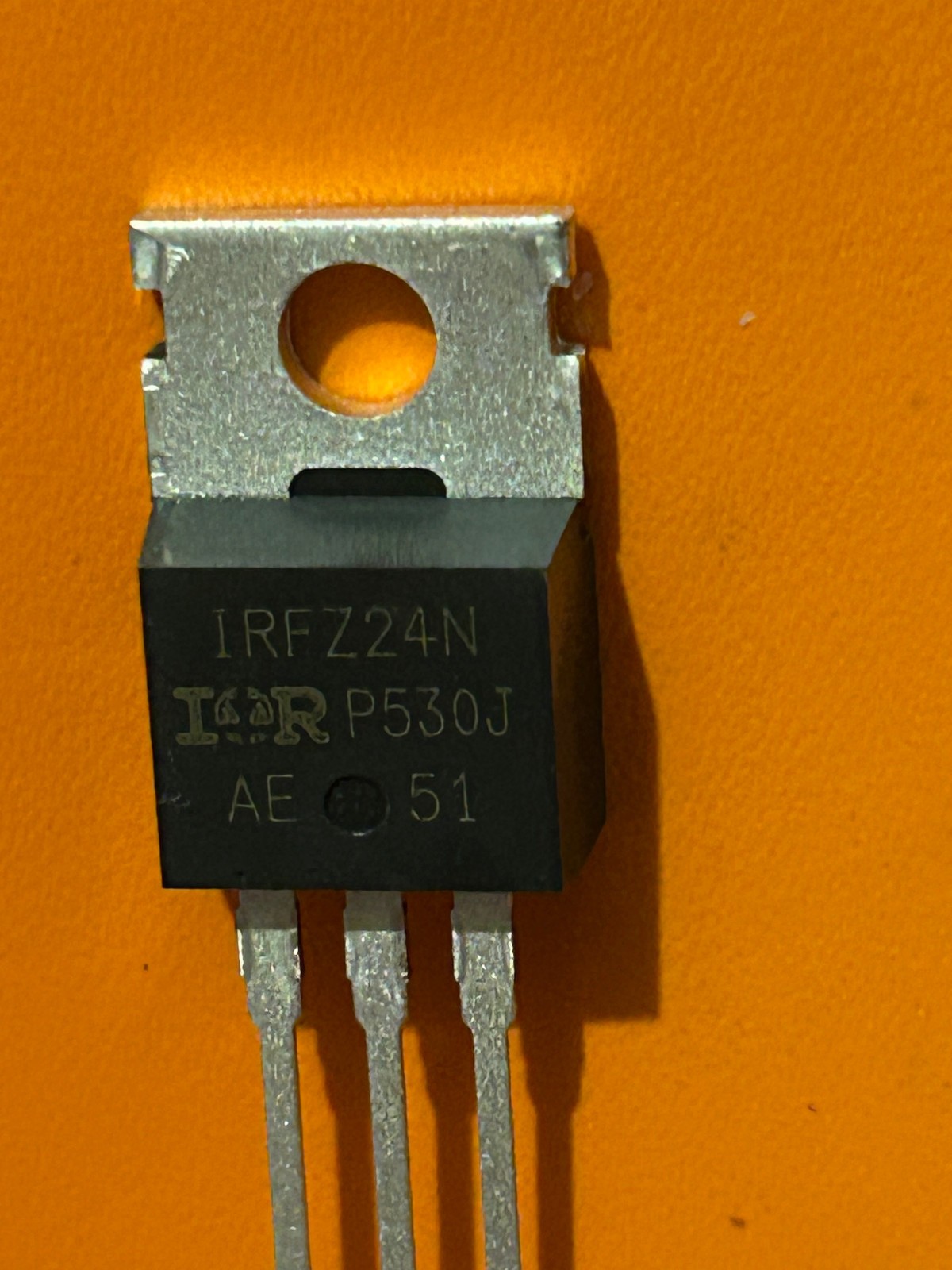20pcs International Rectifier IRFZ24N Transistors. Luiton LT-310SDR final!