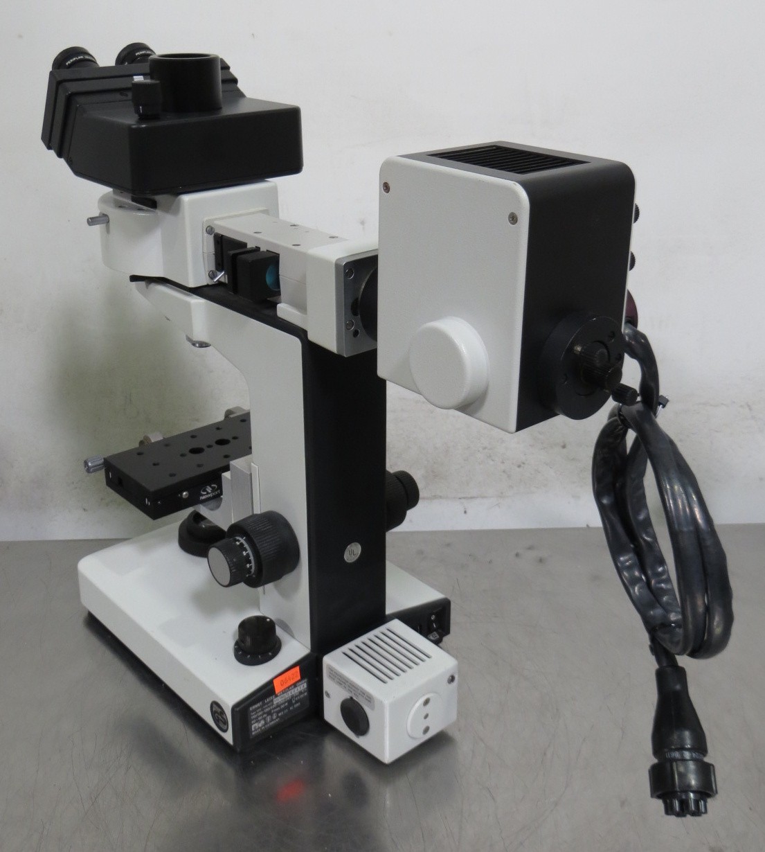 T199186 Leitz Laborlux D Trinocular Microscope w/ EF 4X Objective