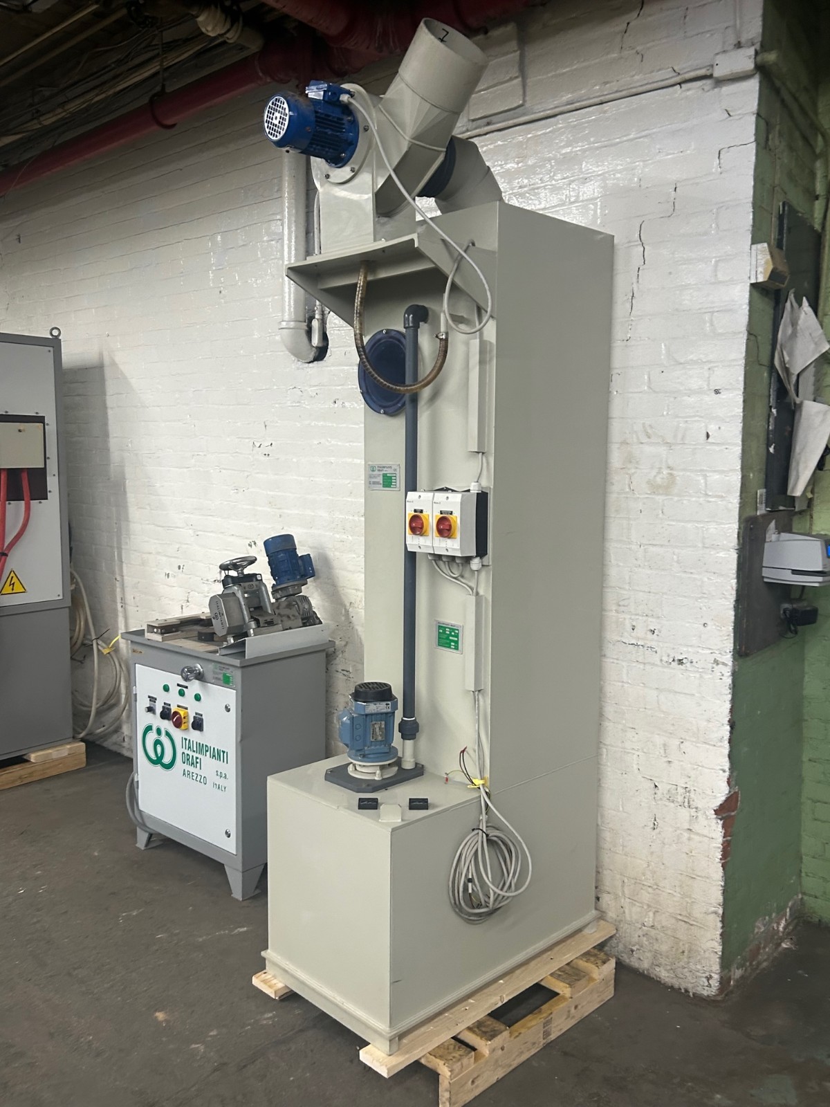 Italimpainti Fume Scrubber for Acid Fumes TLF/500 New 2010