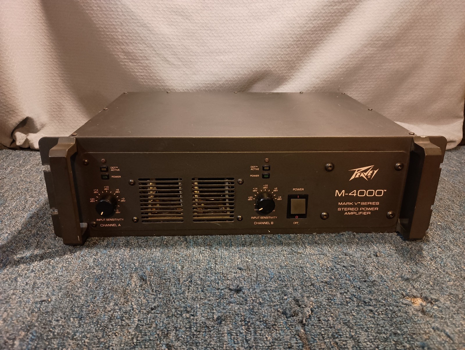 Peavey M-4000 Stereo Power Amplifier (Pro Serviced)