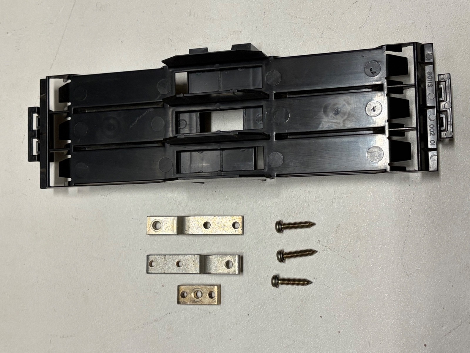 Square D SKNF600 Branch Connector with 80113-001 8& 0113-002-01