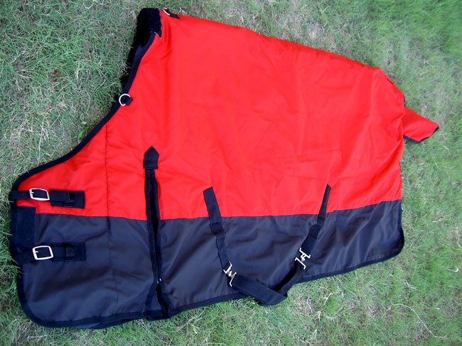 82 800D TURNOUT WATERPROOF WINTER HORSE BLANKET RUG HEAVY WEIGHT Red 5903