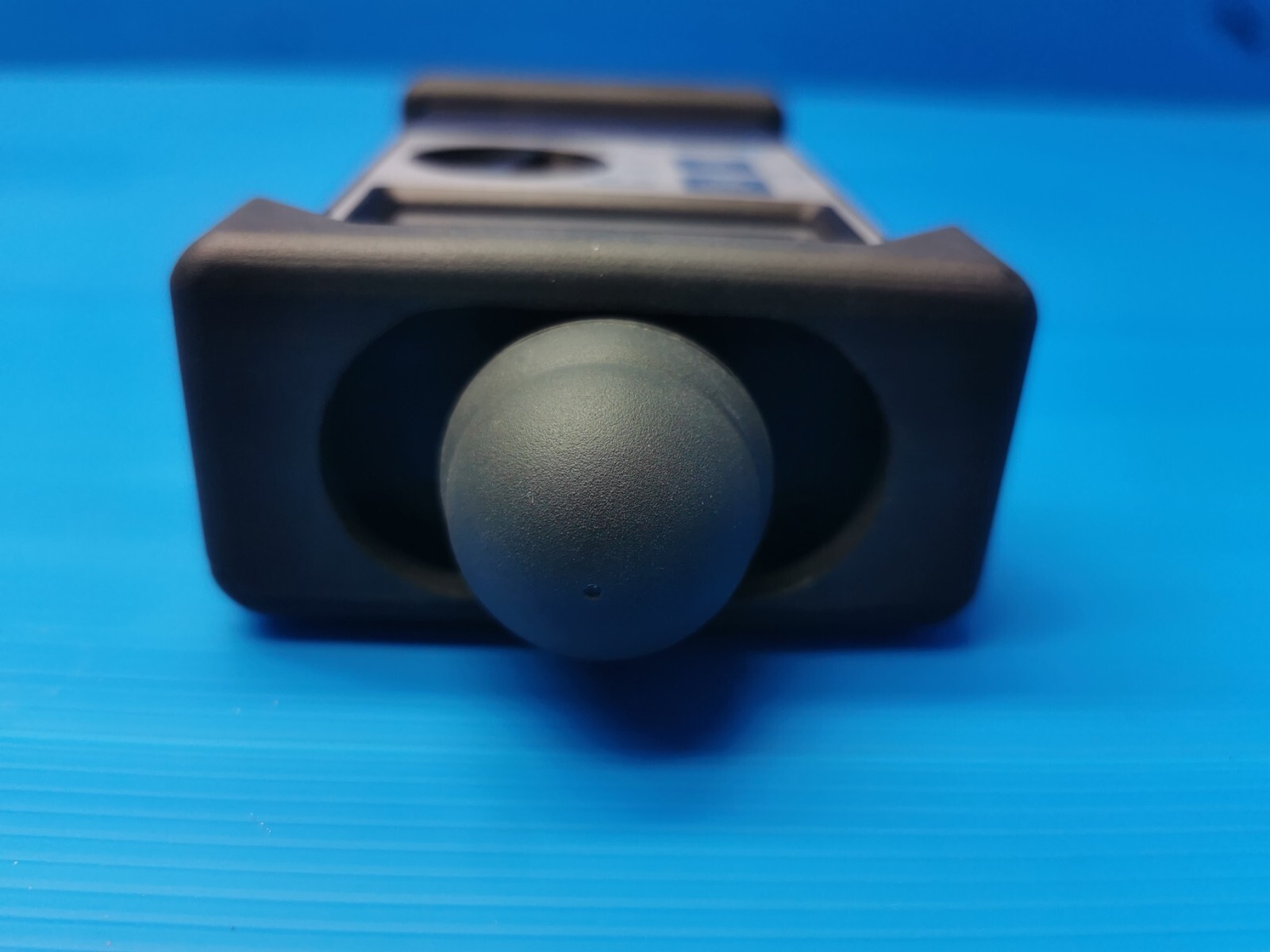 Kingfisher ki8000 Light Source and optical power meter