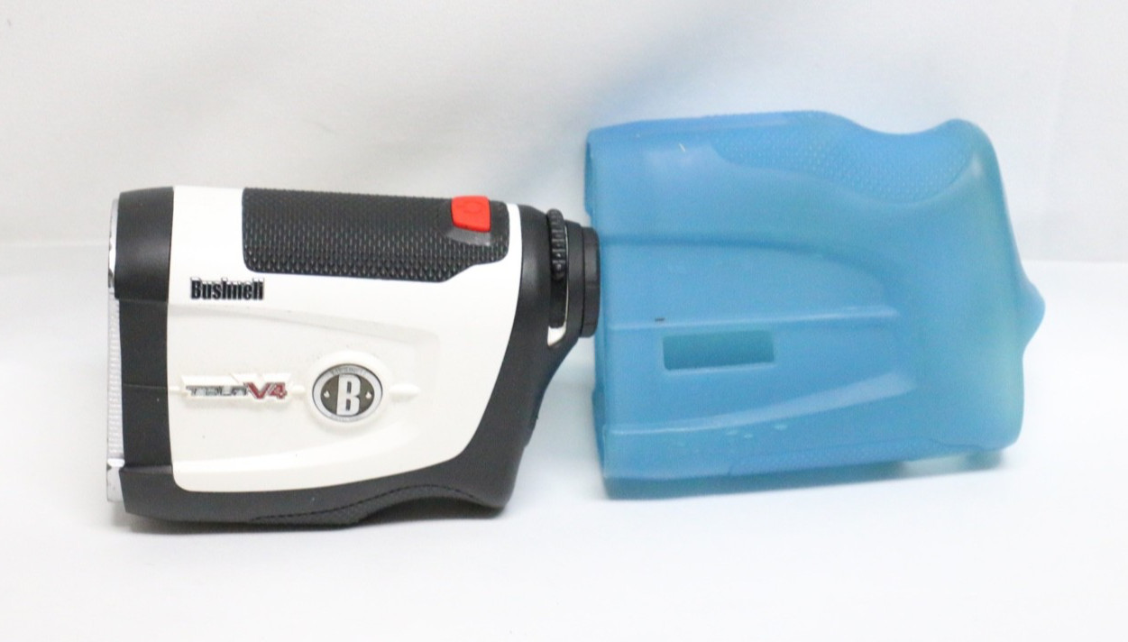 Bushnell Tour V4 Golf Laser Rangefinder 201660 W/ Silicone Cover