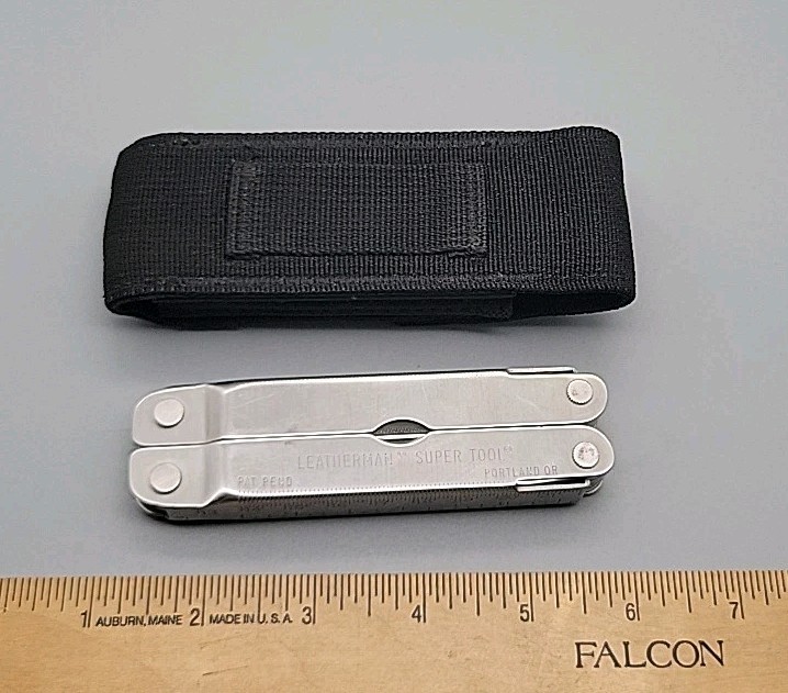 Leatherman Super Tool Multitool Dated 0896 /w Sheath - Knife - Pliers - File