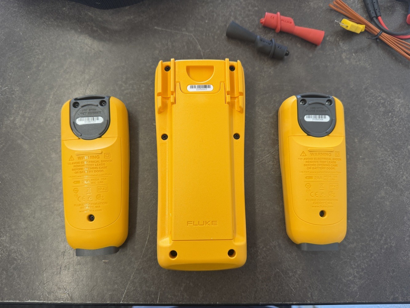 Fluke FC Kit Multimeter, Wireless DC Voltage Module, & Thermometer