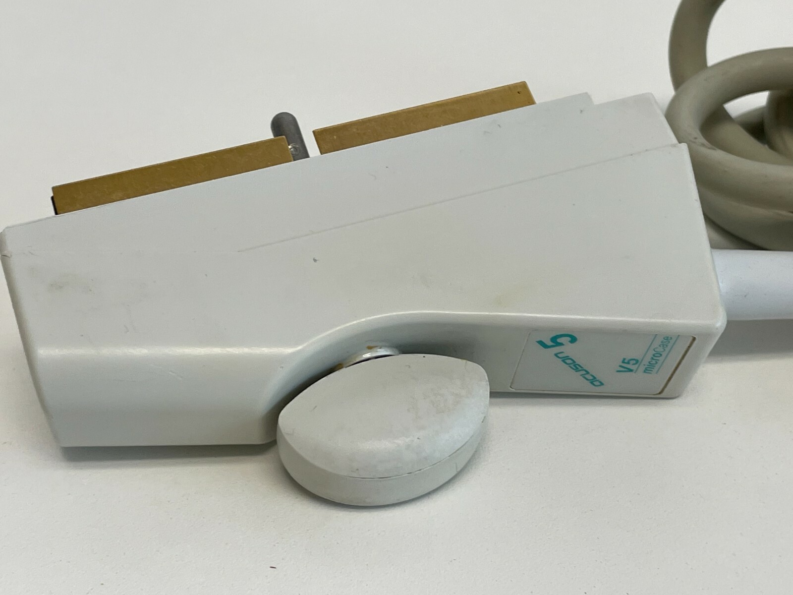 T3: Acuson V5 MicroCase Probe