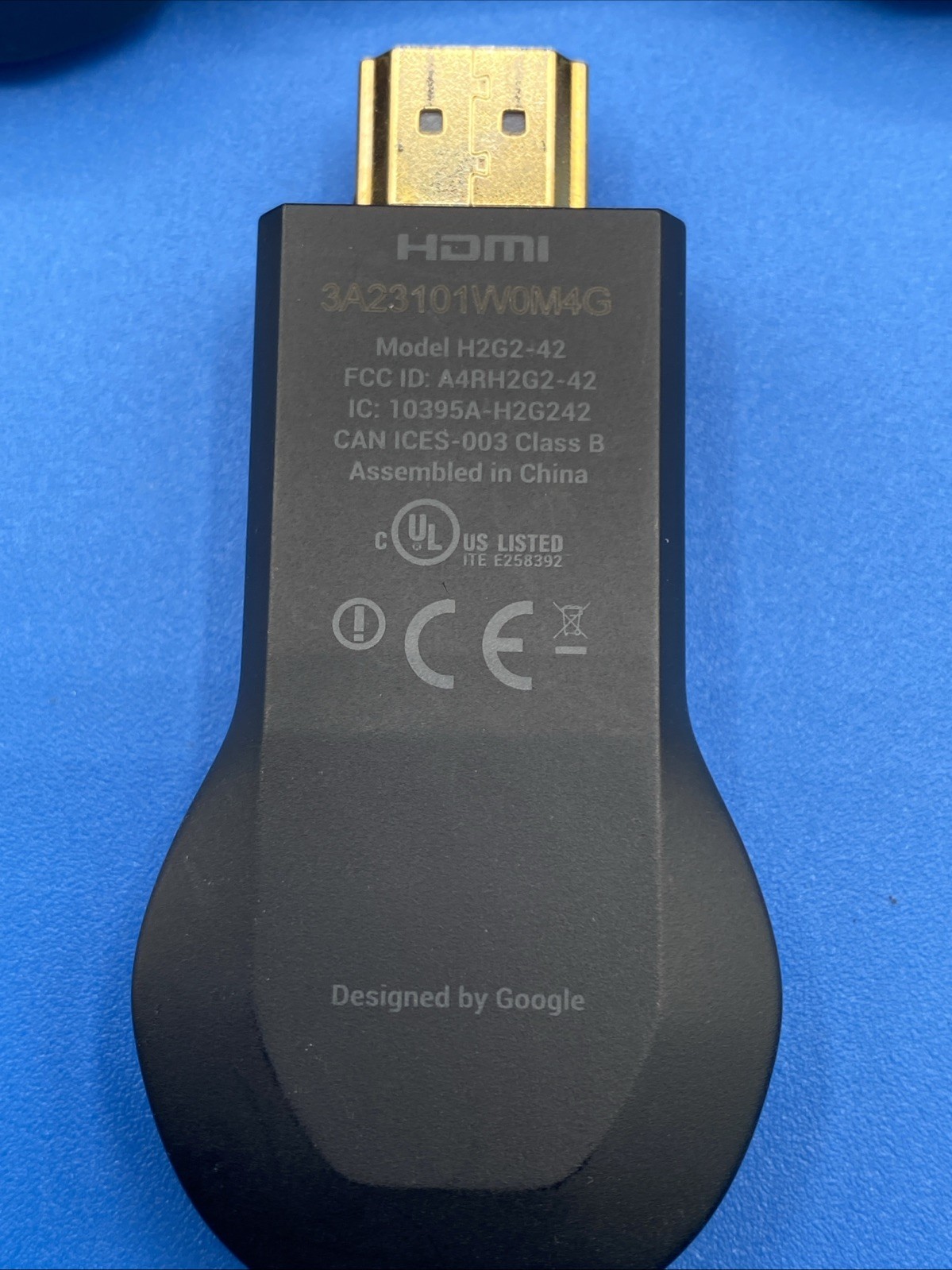 Google Chromecast (1st Generation) Streaming Media Player - H2G2-42 (Black)