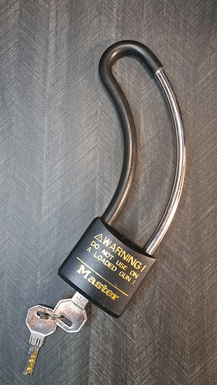 Master Lock Cable Gun Safety Lock With 2 Keys 528 EUC BIN96