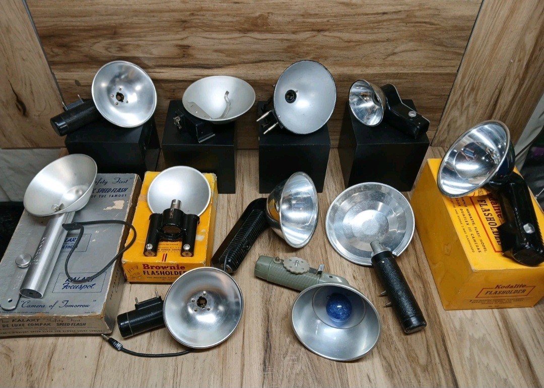 Lot Of 11 Vintage Flash Holders Kalart Brownie Ansco Kodak Argus Kodalite