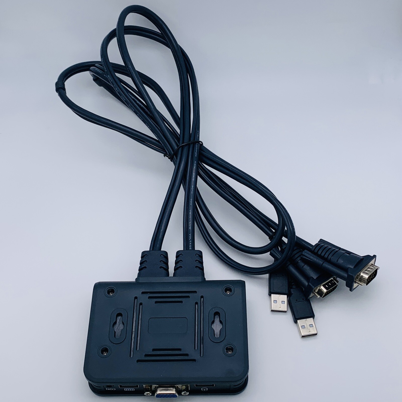 SweetySun 2 Port USB KVM Switch Box Only - Missing Plug in Play Switch Button