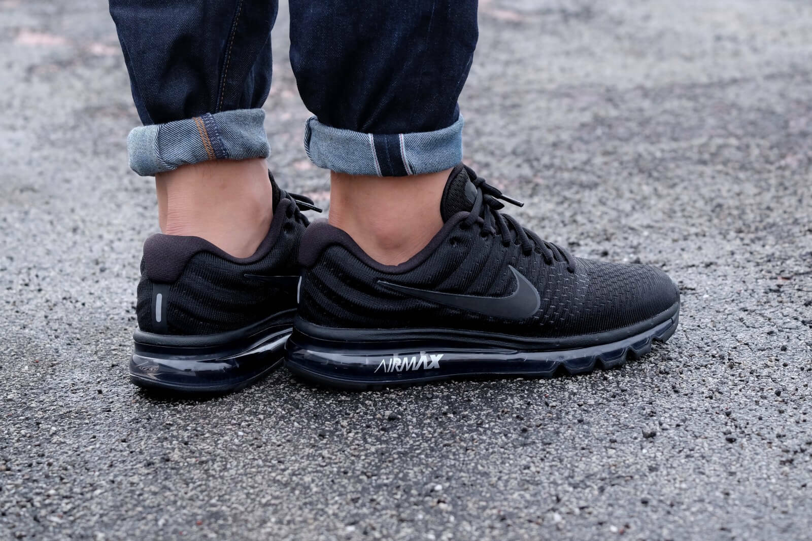 NIKE AIR MAX 2017 TRIPLE BLACK MEN'S SIZE 14 NEW With BOX
