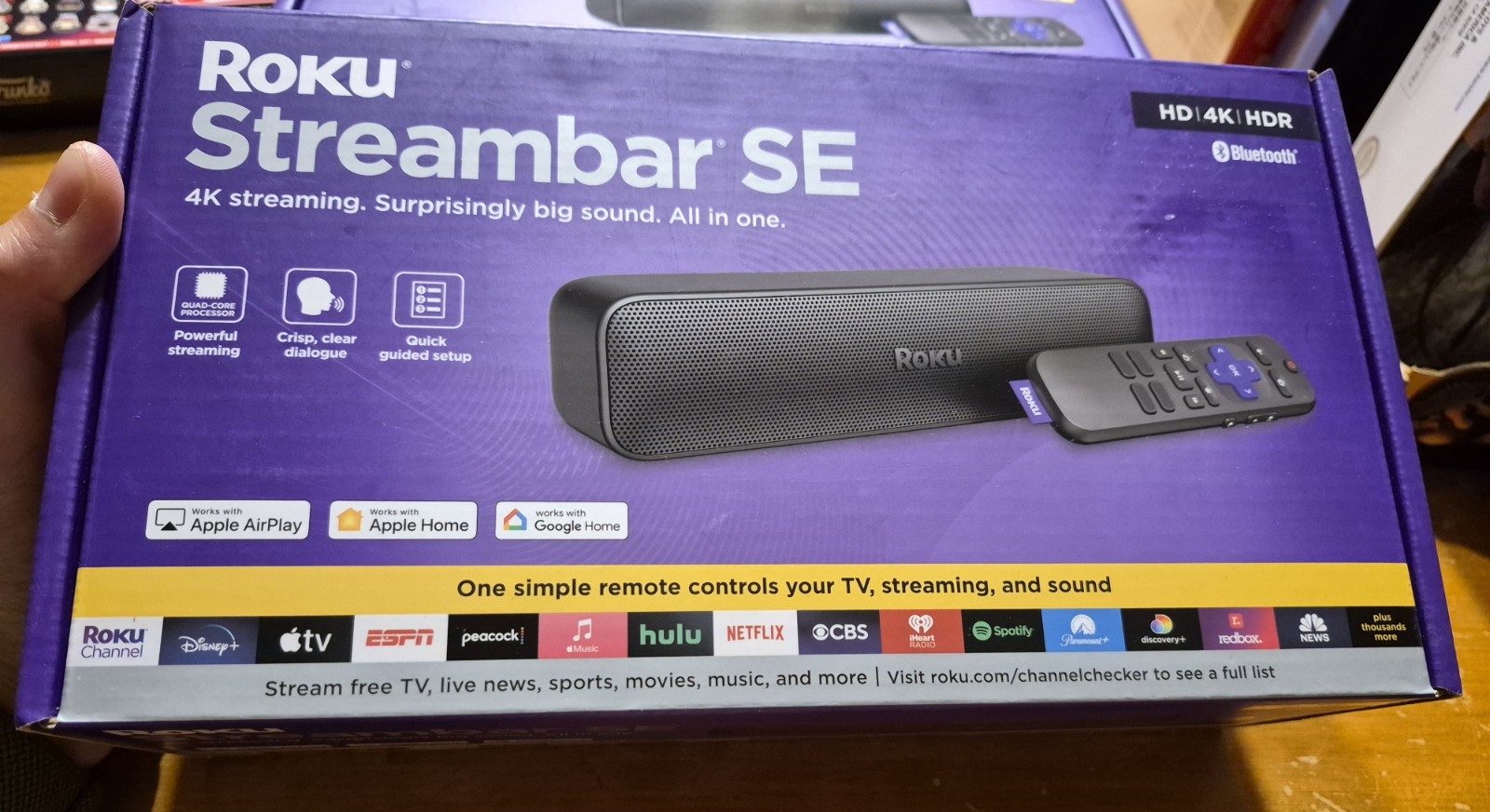 Roku Streambar SE 4K Streaming HD 4K HDR Bluetooth Soundbar Media Player 9104R