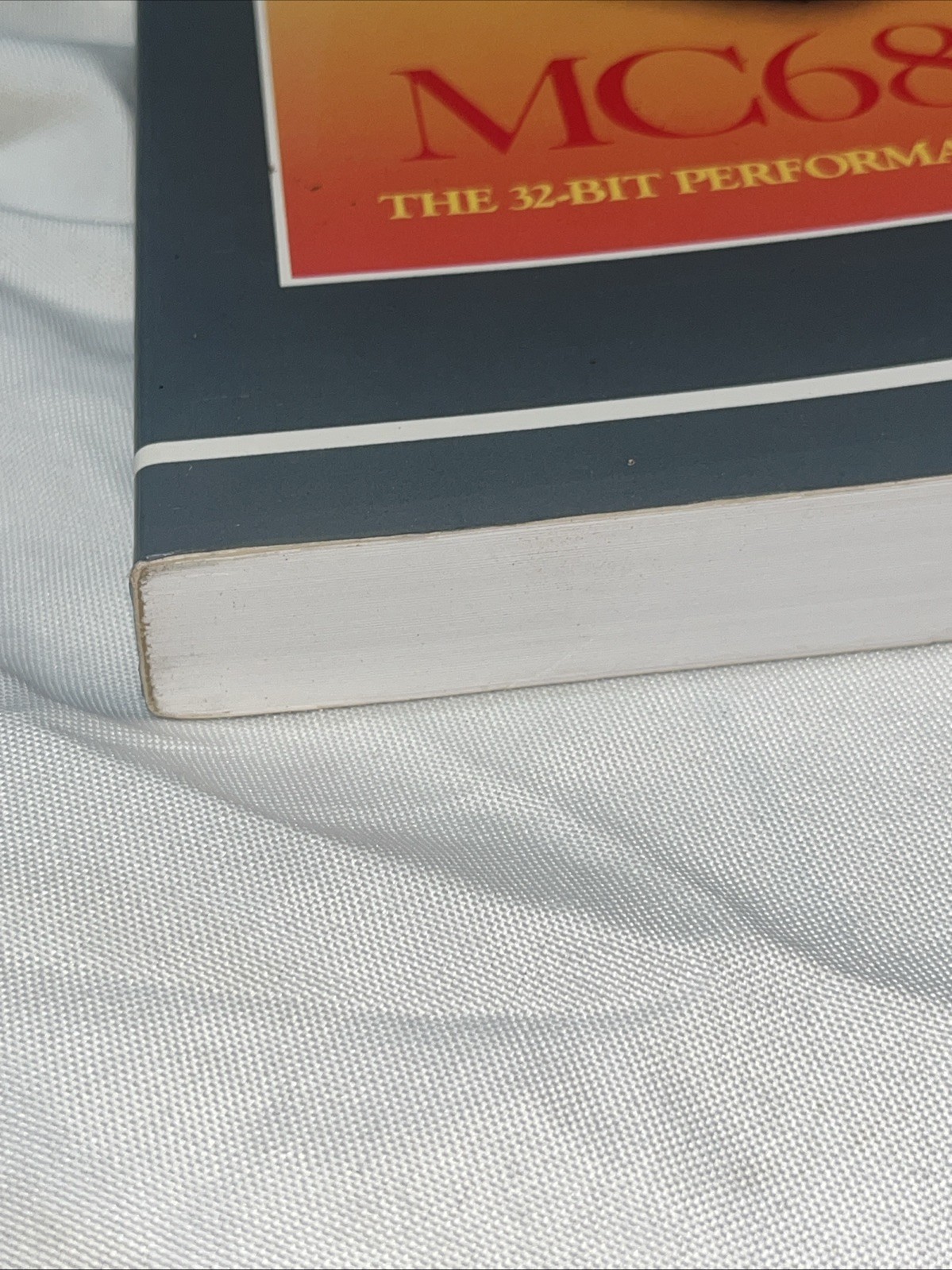 MC68020 32-Bit Microprocessor User's Manual Second Edition VTG 1985 Motorola