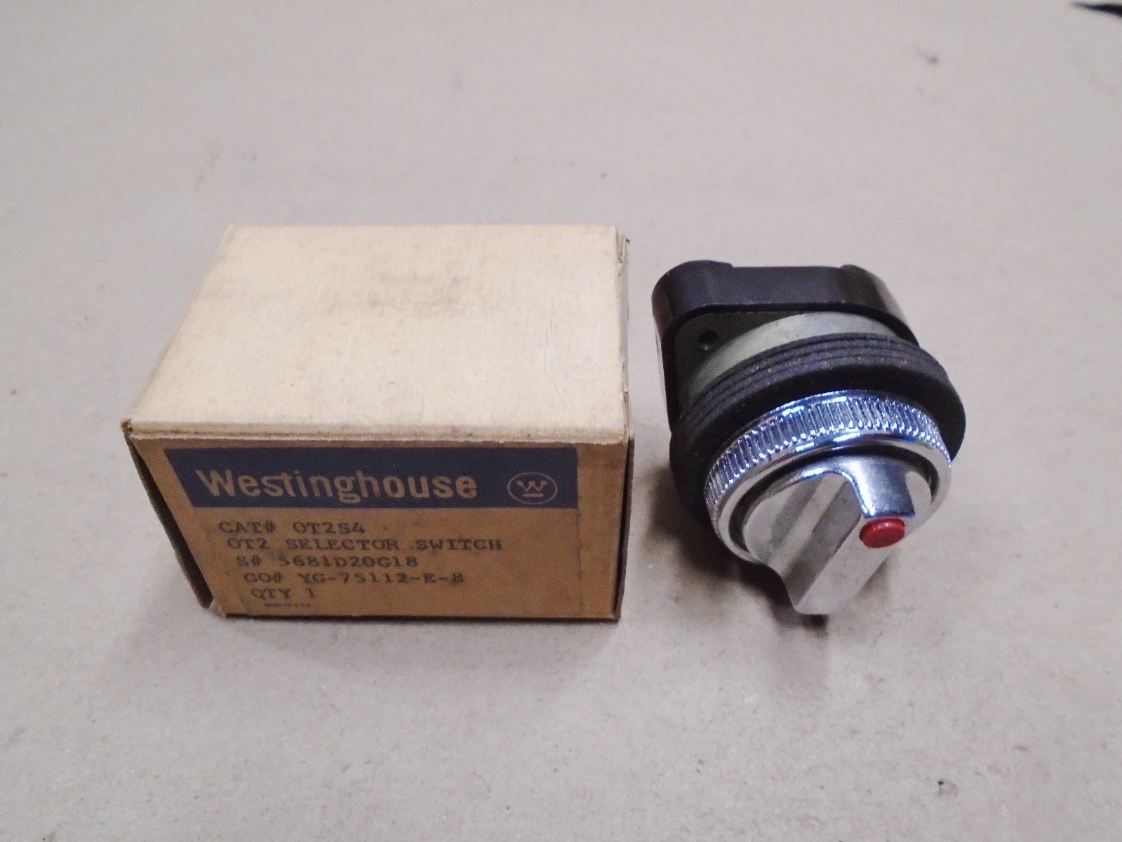 NEW Westinghouse OT2S4 3-Position Selector Switch 5681D20G18