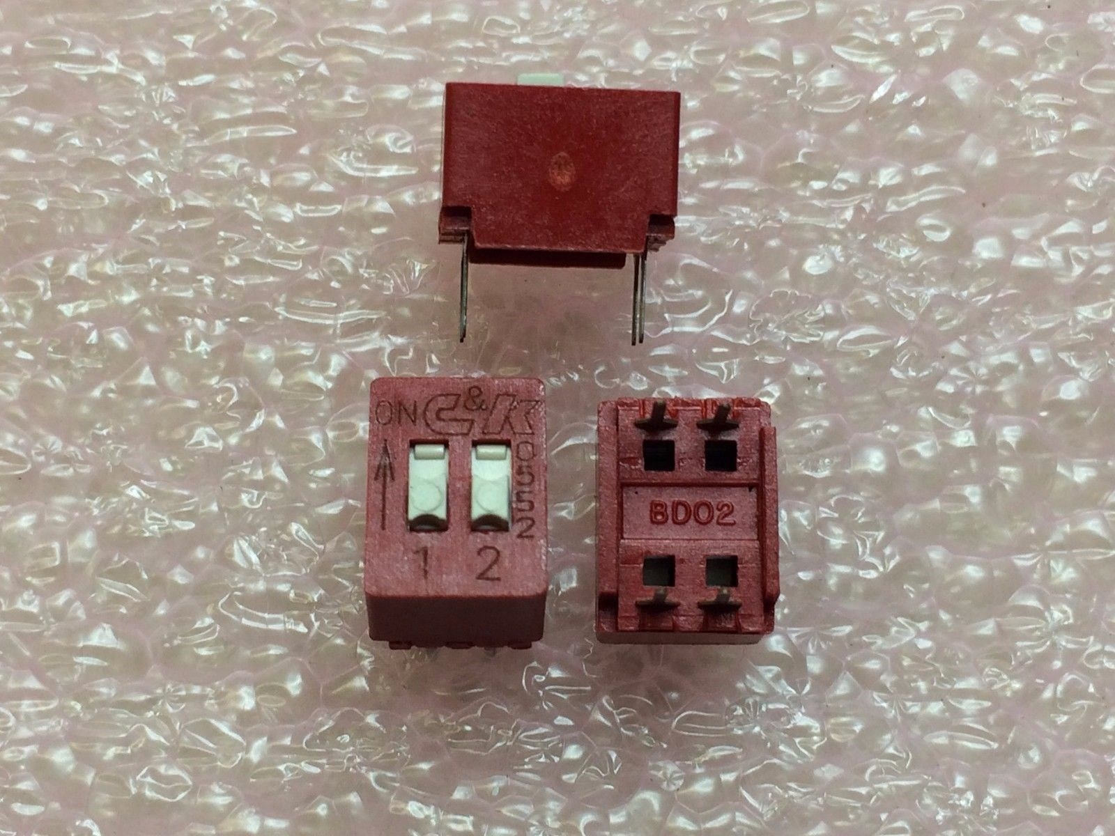 BD02 C & K Switch DIP SPST 0.1A 25VDC Thru-Hole 10 PCS