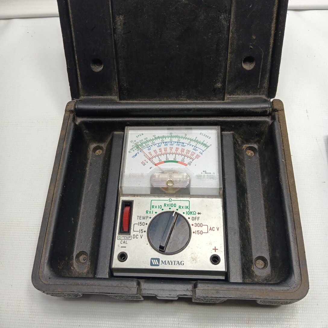 Volt-Watt Meter Current Electrical Tool Maytag No. 38559 W/case Japan Untested