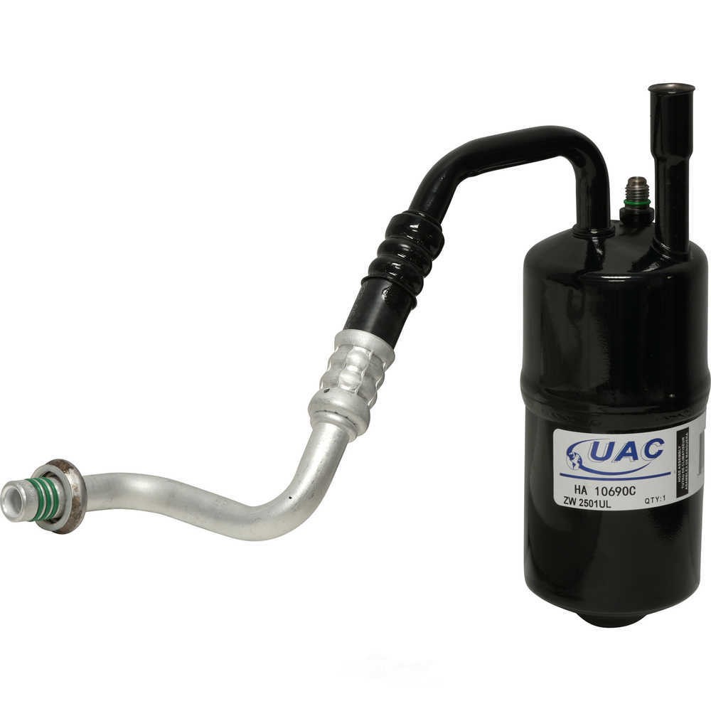 A/C Accumulator with Hose Assembly UAC HA 10690C