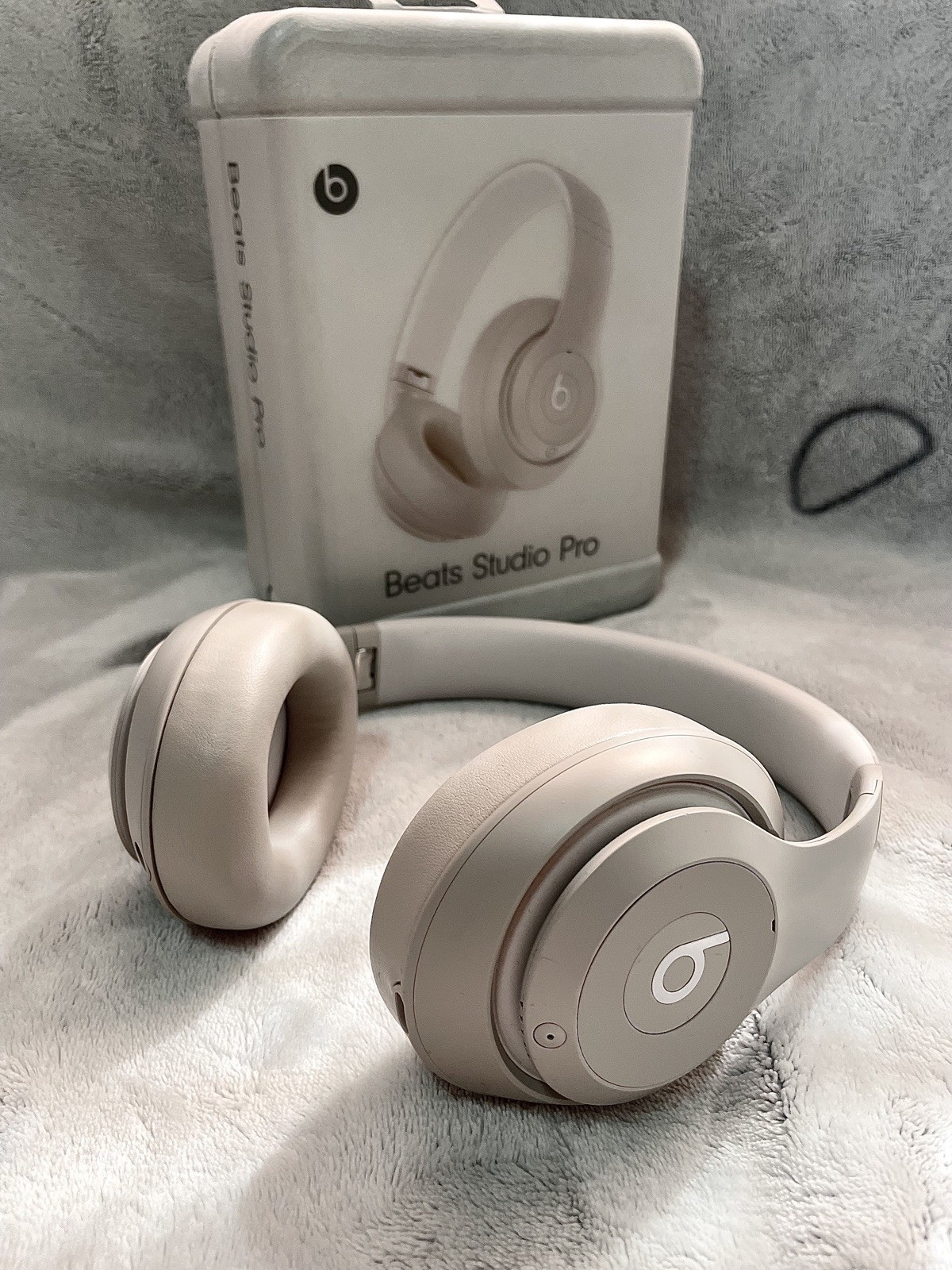 Beats Studio Pro Wireless Bluetooth Headphones - Sandstone (New Sealed)