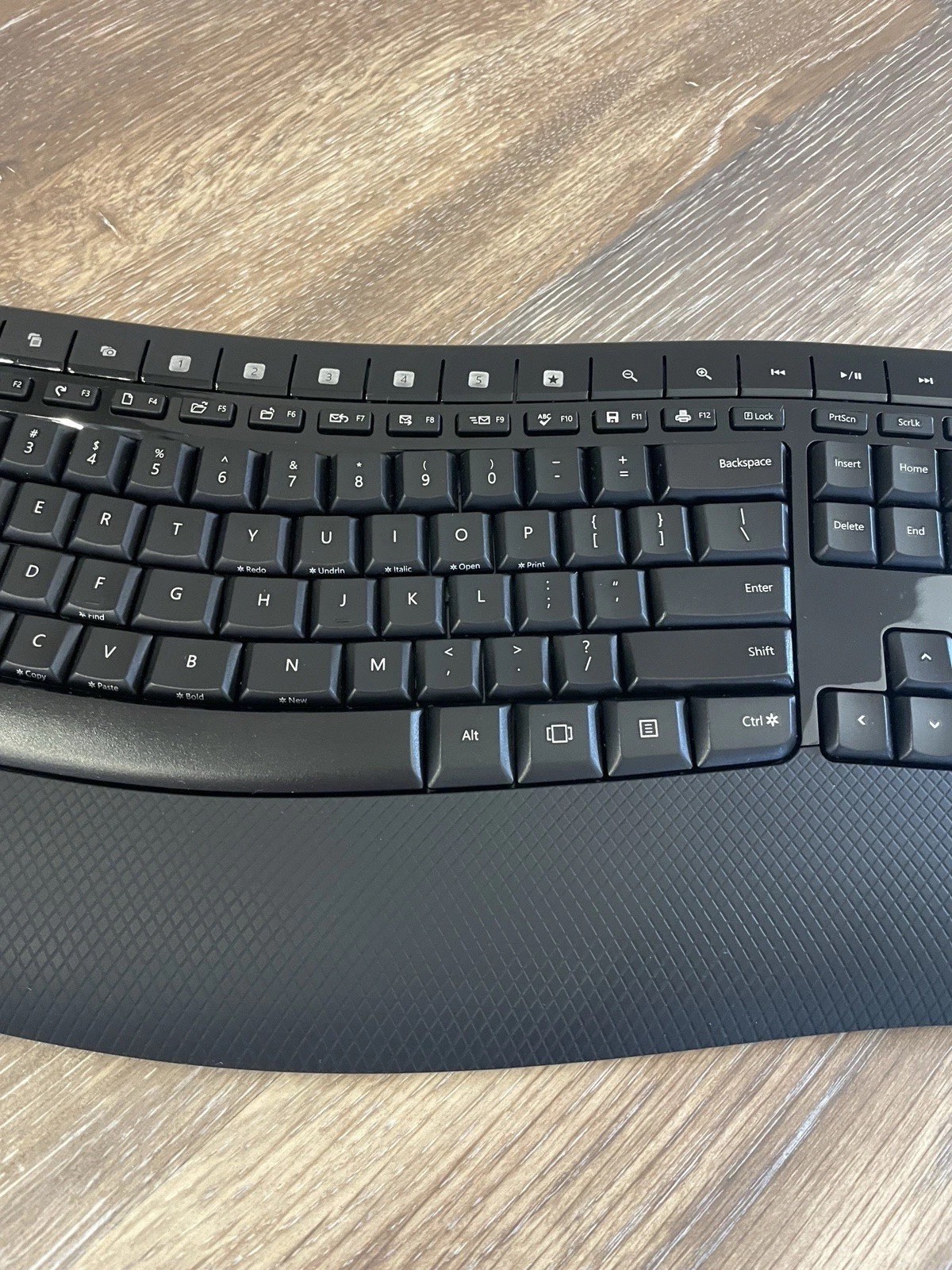 NO DONGLE Microsoft Windows Wireless Comfort 5050 Desktop Keyboard Mouse - READ