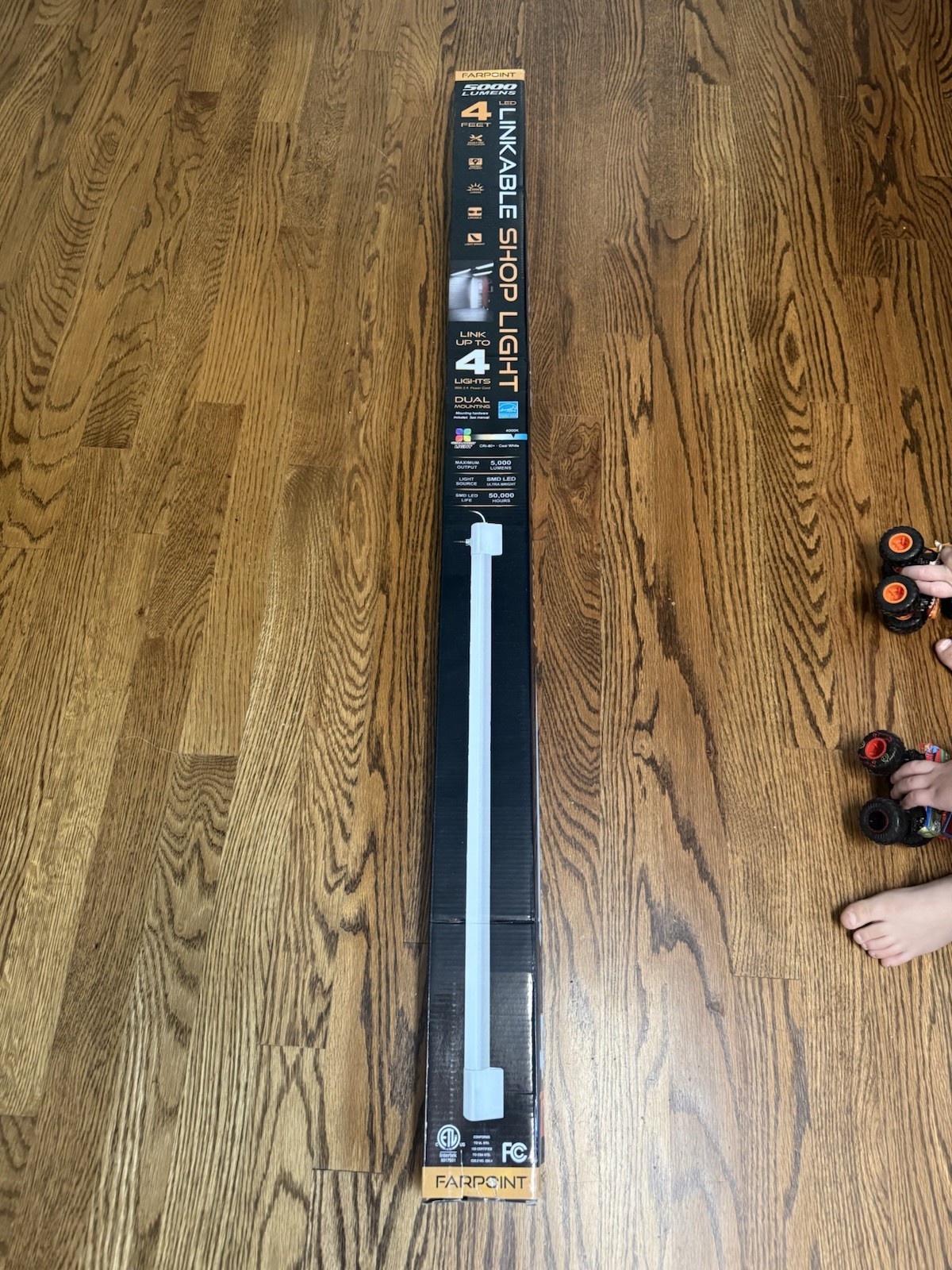Farpoint 4 Feet LED 5000 Lumen Shop Light, Brand New, Link Up To 4 Together