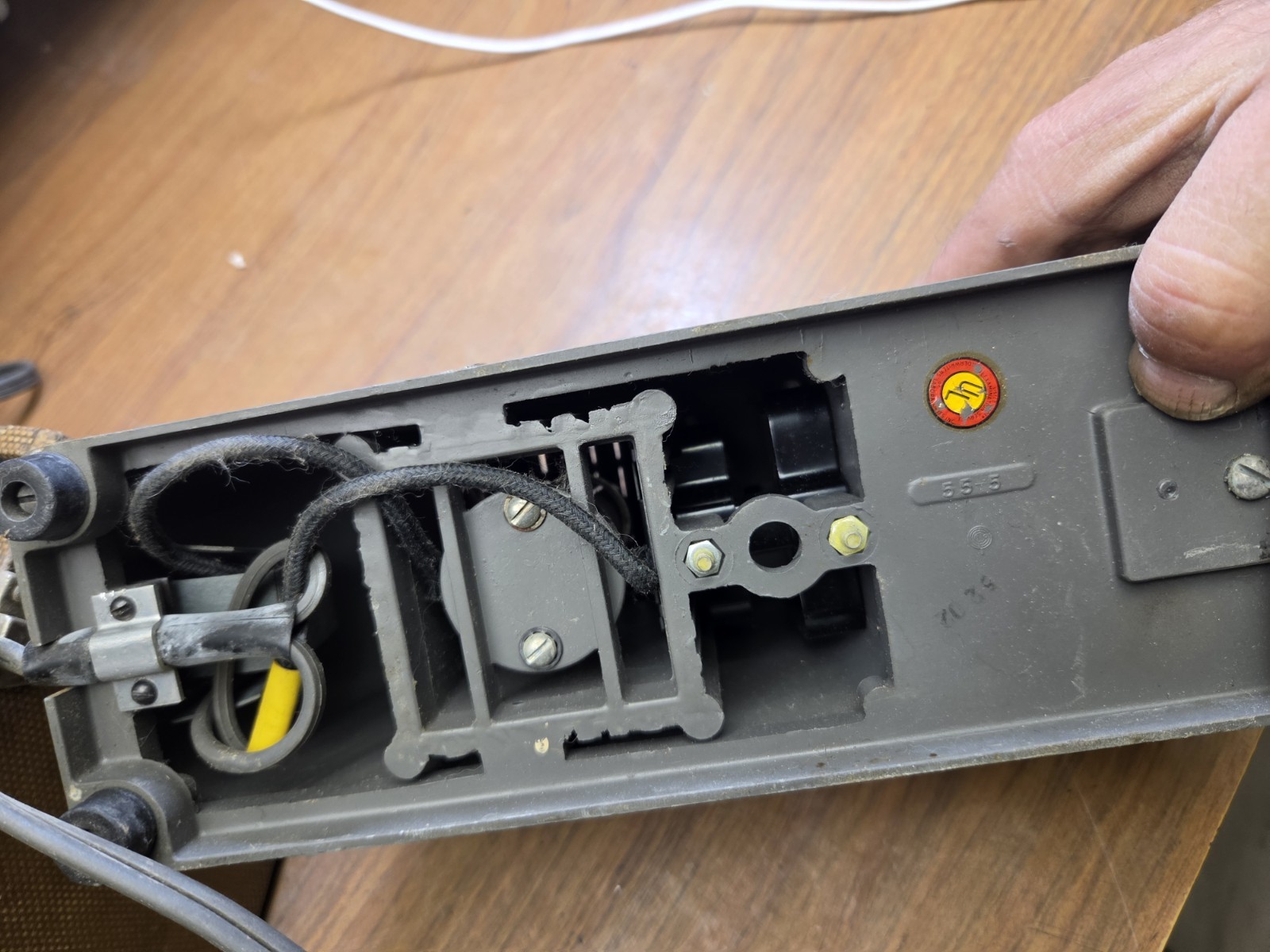 vintage argus 35mm slide projector With Case ( Working)