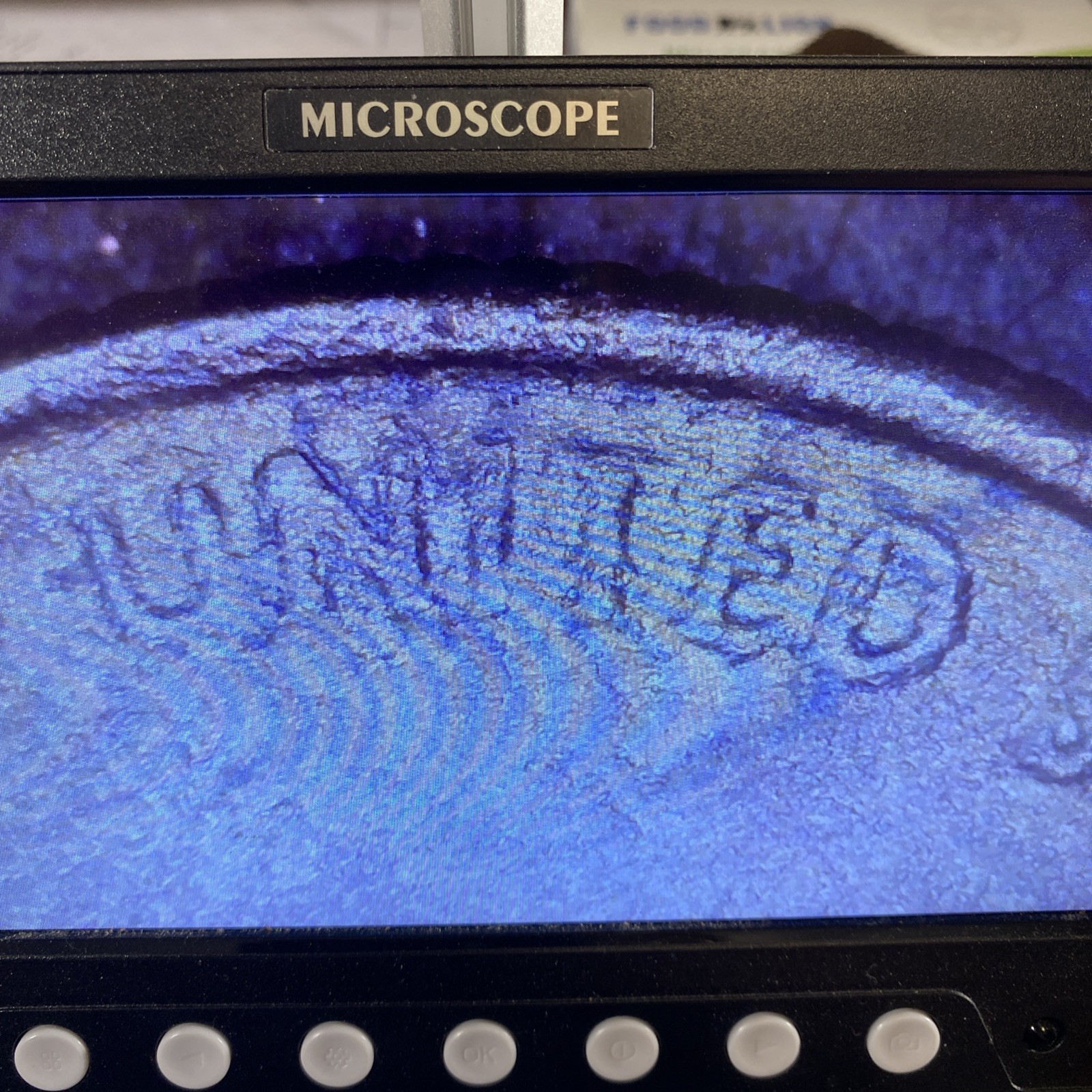 🔥2002- D Indiana State Quarter Very Unique Error-Strange looking Coin🔥