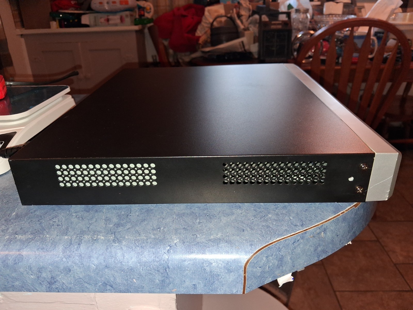 H Vision Network Video Recorder 4TB 4k 64 Cameras
