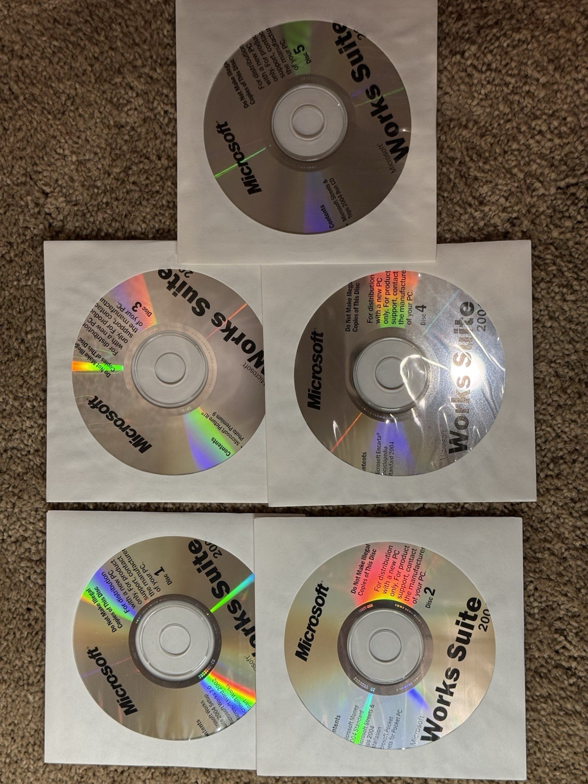 Microsoft Works Suite 2003 Software CD - Comes With Product Key, MISSING DISC 6