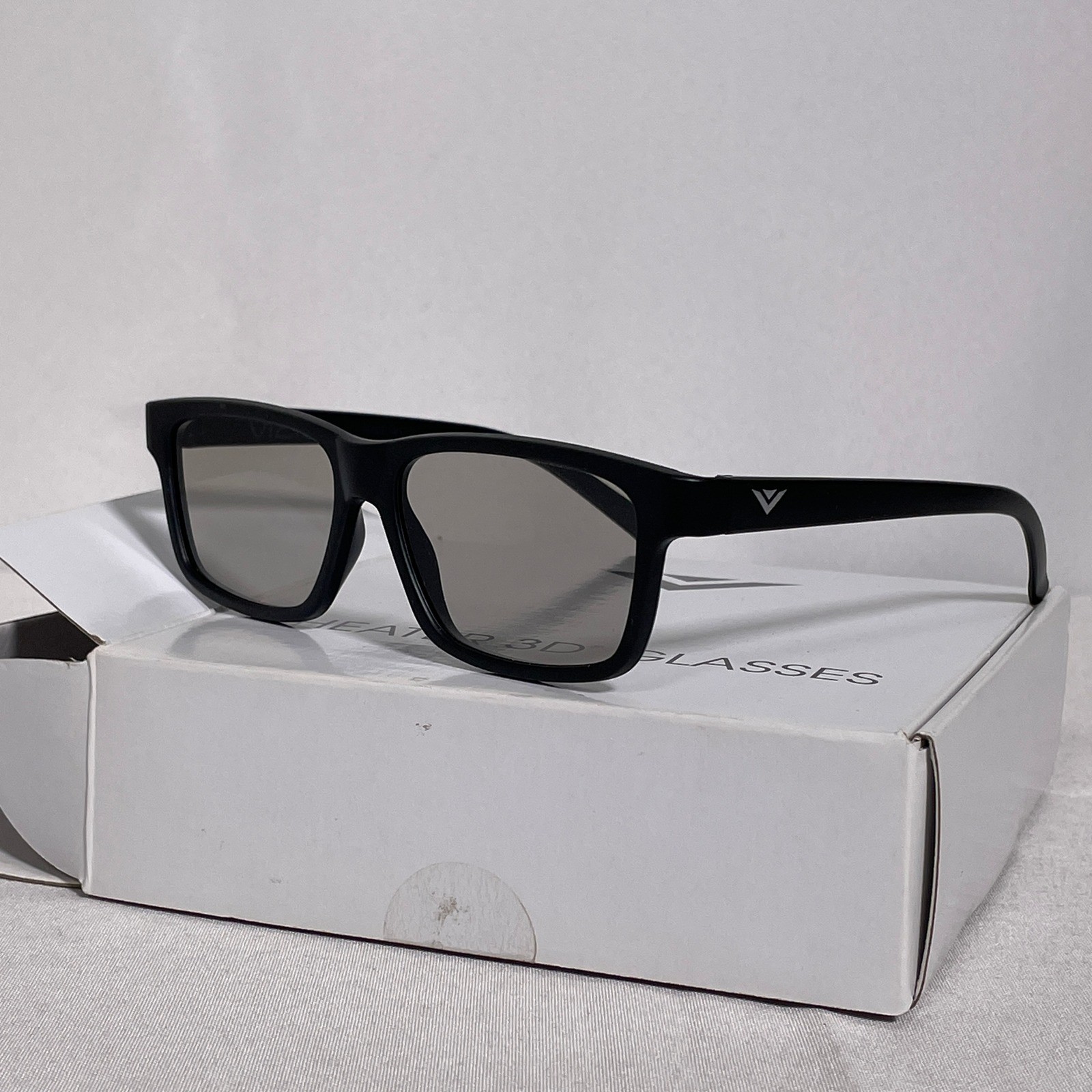 Vizio Theater 3D Glasses Black Passive Circular Polarized Rectangular Frame NEW