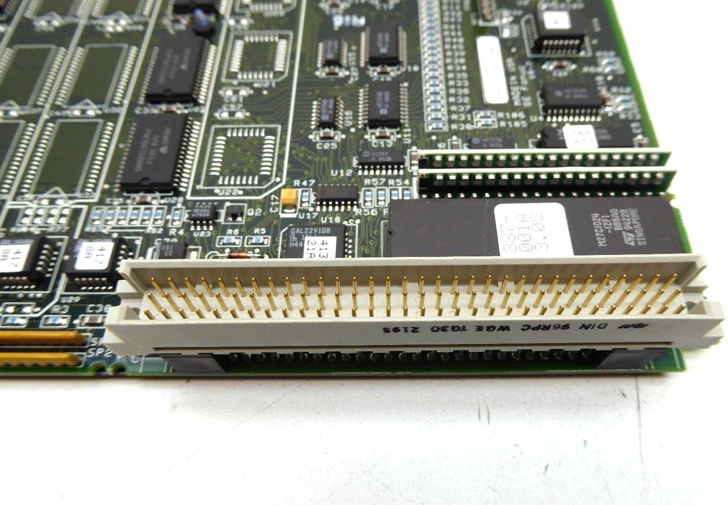 GE Fanuc IC697MEM733 Expansion Ram 256K Bytes CMOS 32 Bit NEW IN BOX